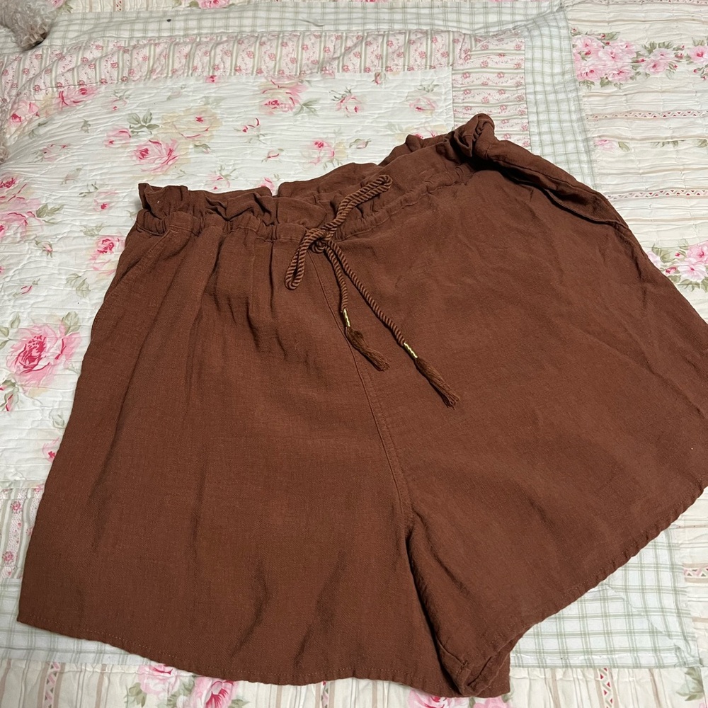 a.n.a High Waist Brown Women's Shorts